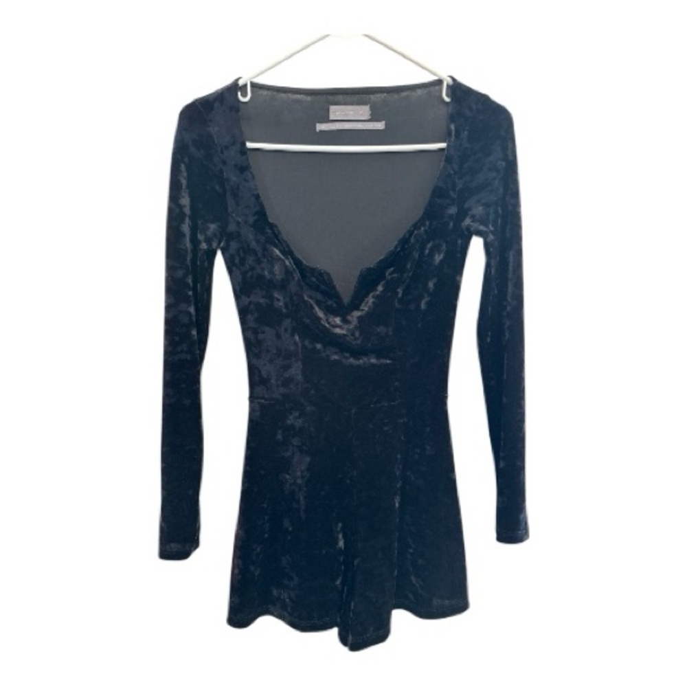 Urban Outfitters Y2K Vibes Black Velvet Long Sleeve Romper XS